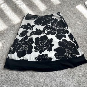 White House Black Market - Floral Print A-line Skirt